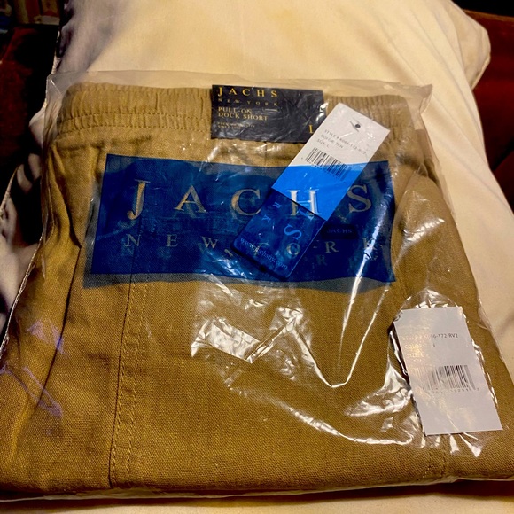 Pull on dock shorts. - Picture 1 of 6